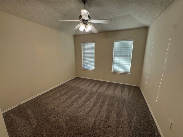 10605 Dixon Avenue, Lubbock, TX 79423