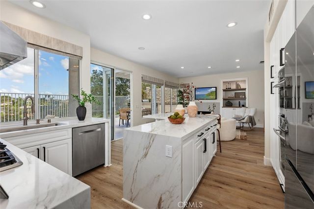 11 Coastal Oak, Aliso Viejo, CA 92656
