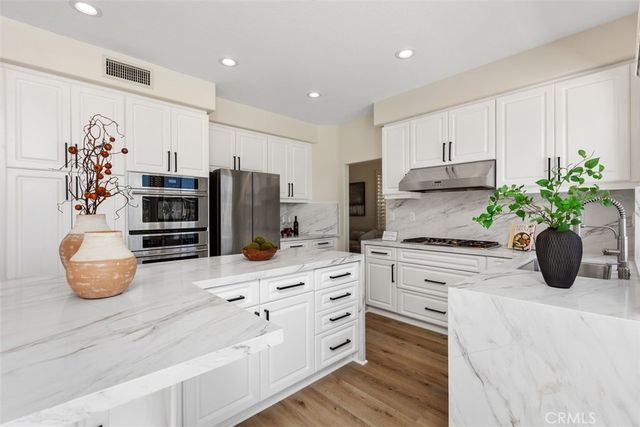 11 Coastal Oak, Aliso Viejo, CA 92656