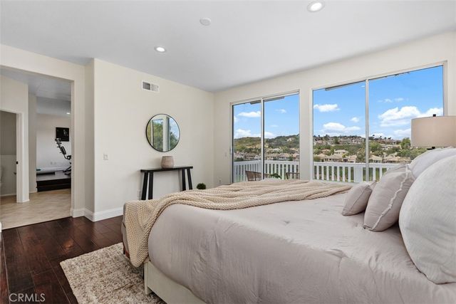 11 Coastal Oak, Aliso Viejo, CA 92656