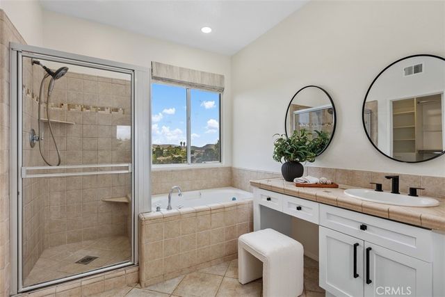 11 Coastal Oak, Aliso Viejo, CA 92656