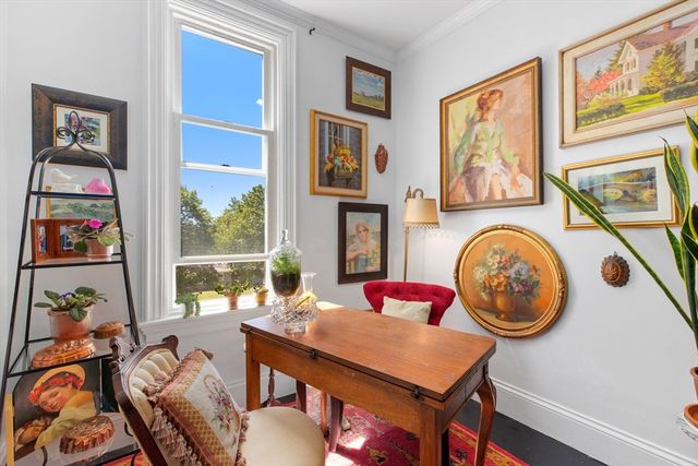 56 Mendon St, Blackstone, MA 01504