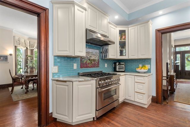 56 Mendon St, Blackstone, MA 01504