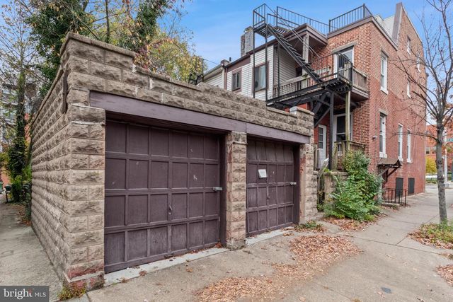 109 E 33RD ST, Baltimore, MD 21218