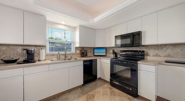 6717 ROXBURY DRIVE, Sarasota, FL 34231