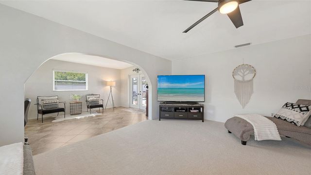 6717 ROXBURY DRIVE, Sarasota, FL 34231