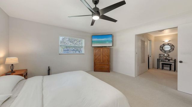 6717 ROXBURY DRIVE, Sarasota, FL 34231