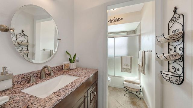 6717 ROXBURY DRIVE, Sarasota, FL 34231