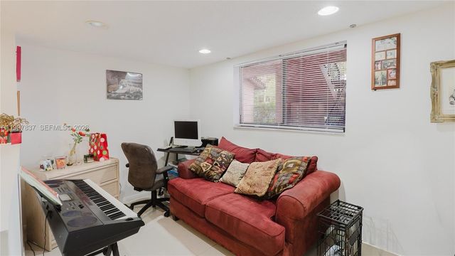101 SW 96th Terrace 101, Plantation, FL 33324