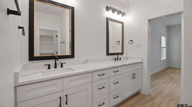 224 County Road 2766, Mineola, TX 75773