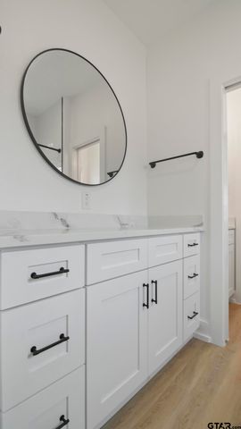 224 County Road 2766, Mineola, TX 75773