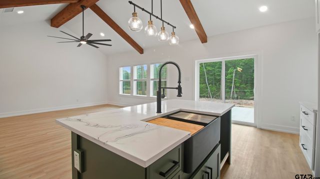 224 County Road 2766, Mineola, TX 75773