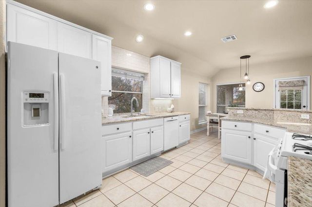 920 Savanna LN, Cedar Park, TX 78613