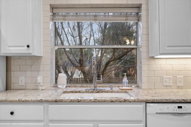 920 Savanna LN, Cedar Park, TX 78613