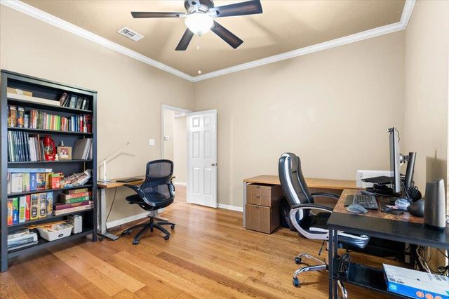 920 Savanna LN, Cedar Park, TX 78613