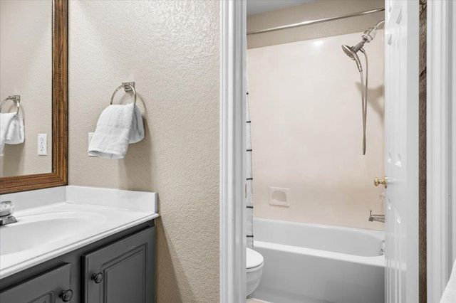 920 Savanna LN, Cedar Park, TX 78613