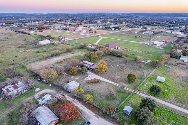 6942 Silver Creek Azle Road, Azle, TX 76020