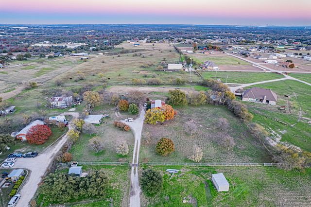 6942 Silver Creek Azle Road, Azle, TX 76020