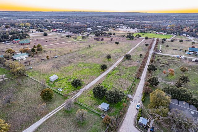 6942 Silver Creek Azle Road, Azle, TX 76020