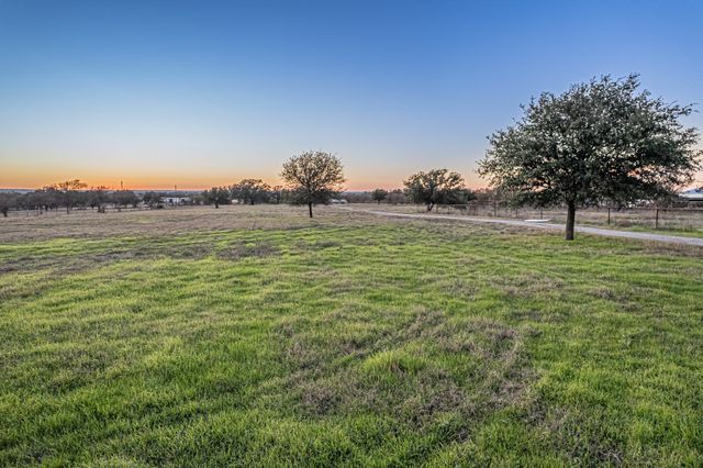 6942 Silver Creek Azle Road, Azle, TX 76020