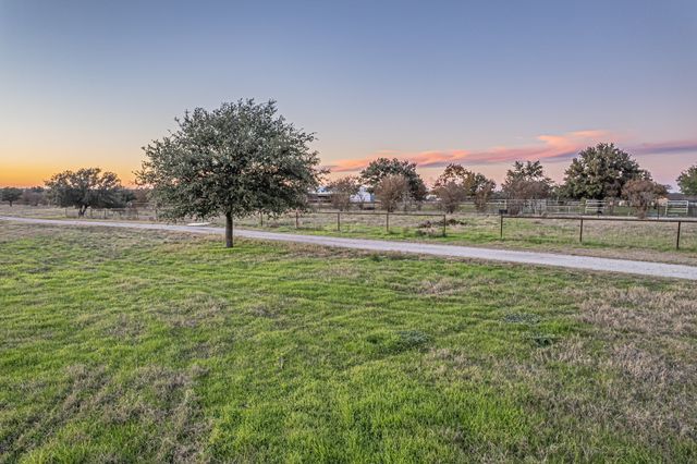 6942 Silver Creek Azle Road, Azle, TX 76020