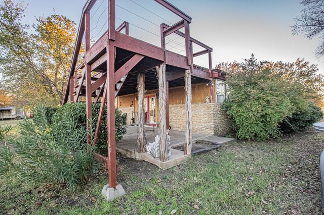 6942 Silver Creek Azle Road, Azle, TX 76020