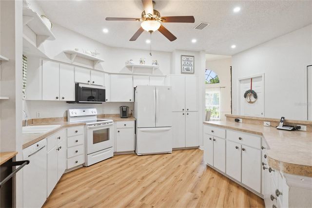 5640 WELLFIELD ROAD, New Port Richey, FL 34655