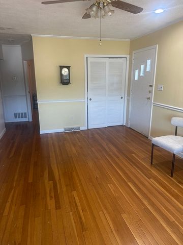 111 Arnold St, Revere, MA 02151