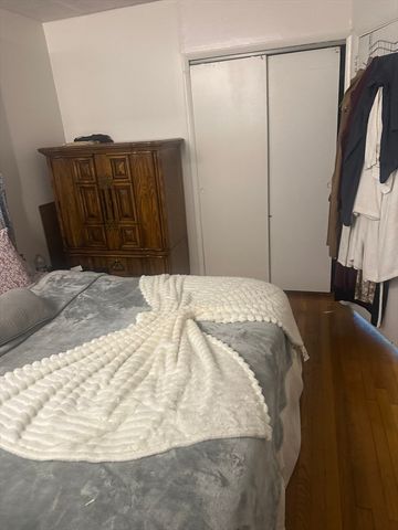 111 Arnold St, Revere, MA 02151
