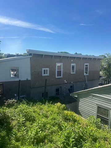 111 Arnold St, Revere, MA 02151