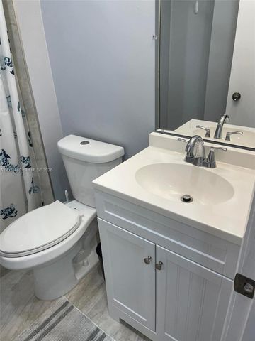 1351 NE Miami Gardens Dr 402E, Miami, FL 33179
