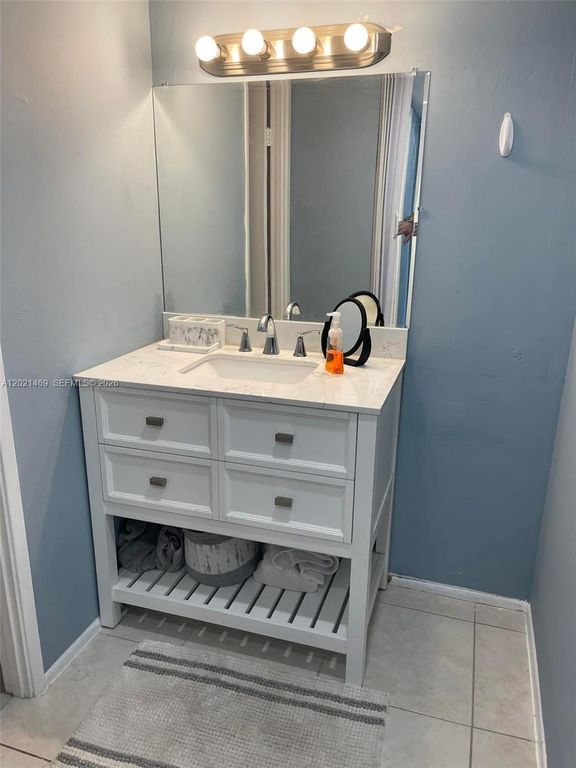 1351 NE Miami Gardens Dr 402E, Miami, FL 33179