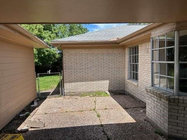 2401 Camino Court, Texas City, TX 77590