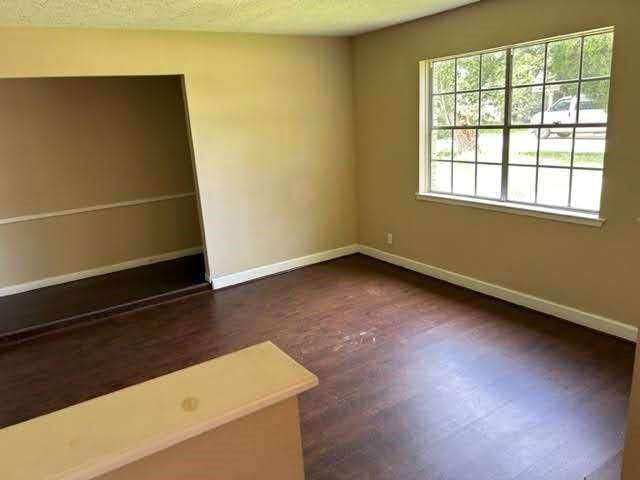 2401 Camino Court, Texas City, TX 77590