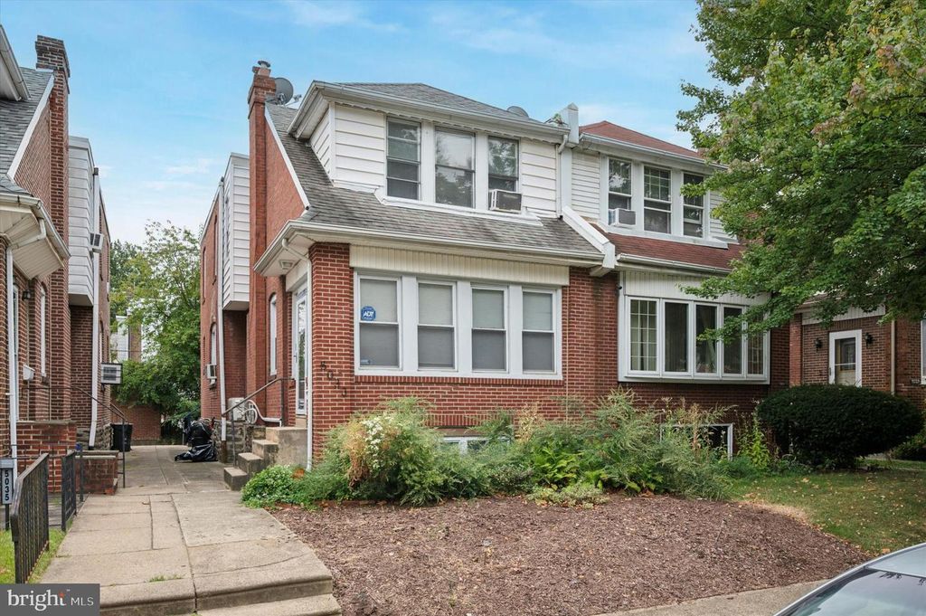 5033 AKRON ST, Philadelphia, PA 19124