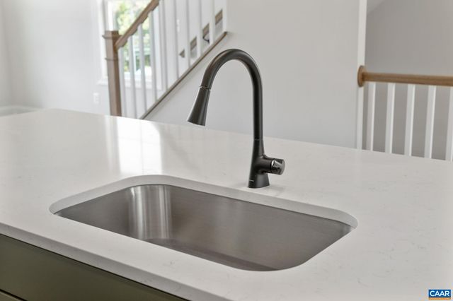 746 PARK RIDGE DR, Crozet, VA 22932