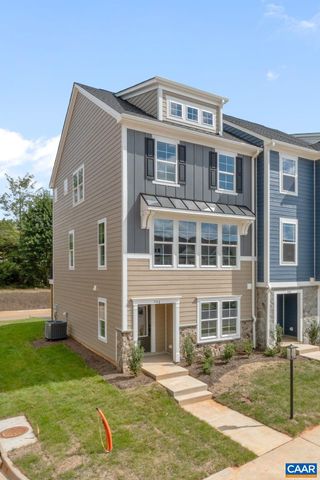 746 PARK RIDGE DR, Crozet, VA 22932