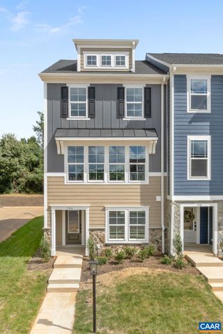 746 PARK RIDGE DR, Crozet, VA 22932