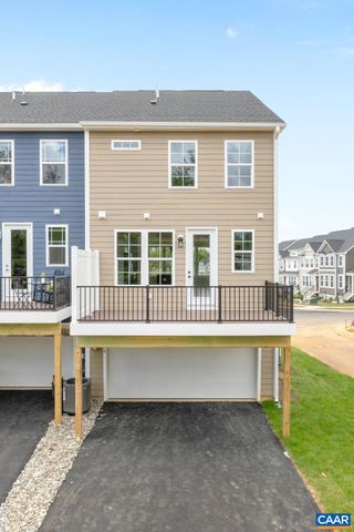 746 PARK RIDGE DR, Crozet, VA 22932