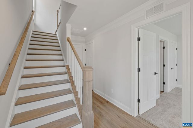 746 PARK RIDGE DR, Crozet, VA 22932