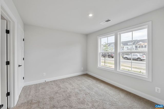 746 PARK RIDGE DR, Crozet, VA 22932