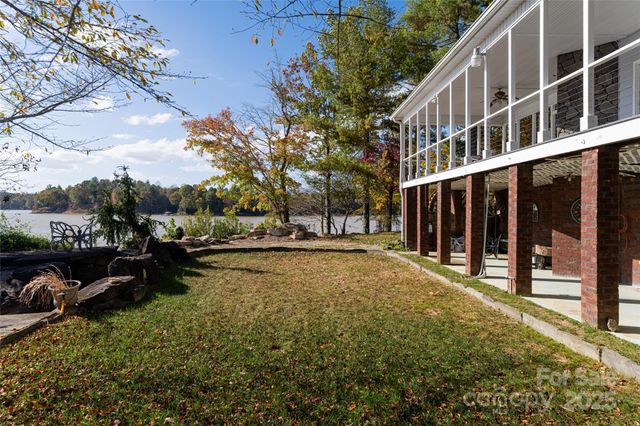 4950 Canterbury Place, Morganton, NC 28655