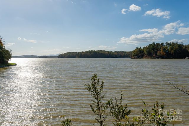 4950 Canterbury Place, Morganton, NC 28655