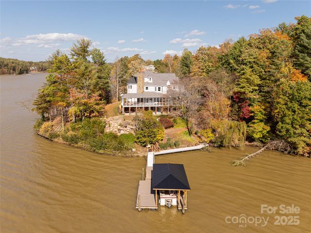 4950 Canterbury Place, Morganton, NC 28655