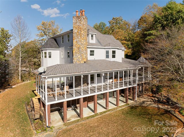 4950 Canterbury Place, Morganton, NC 28655