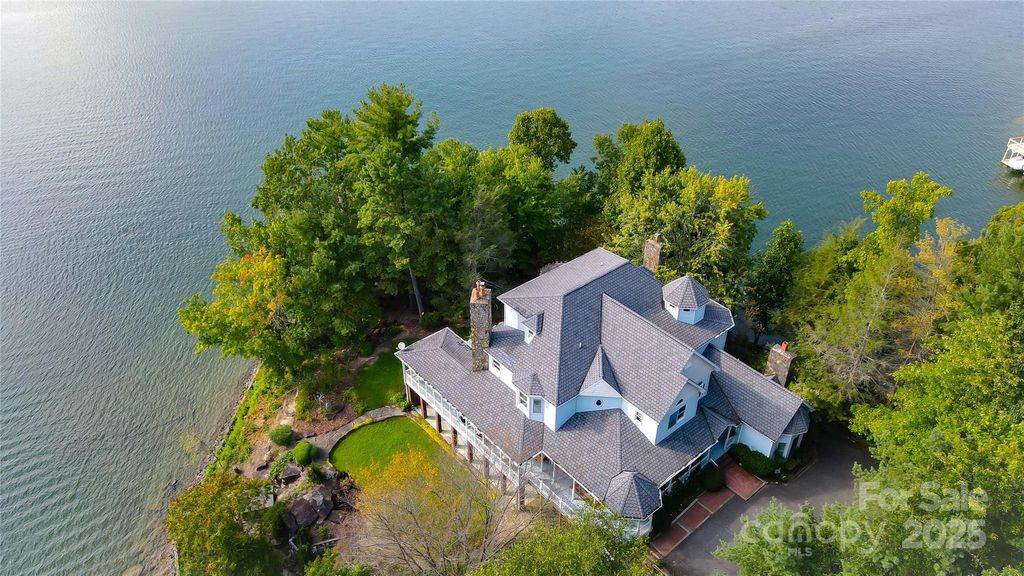 4950 Canterbury Place, Morganton, NC 28655