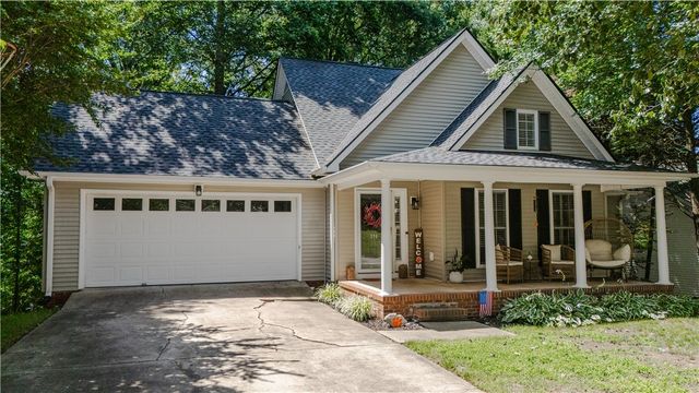 114 Grand Oak Circle, Pendleton, SC 29670
