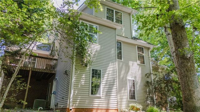 114 Grand Oak Circle, Pendleton, SC 29670