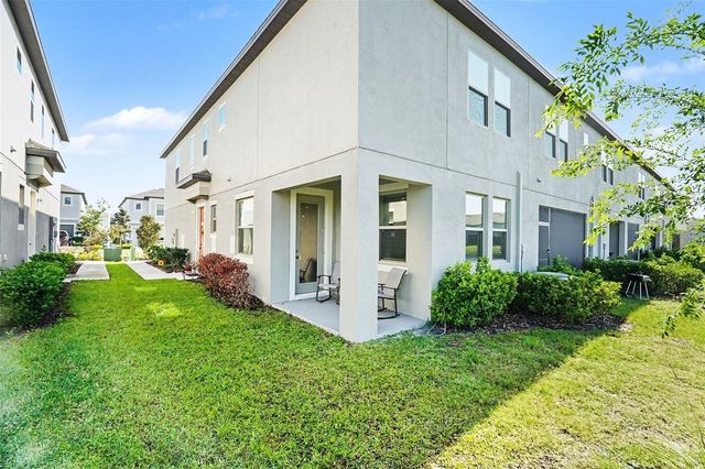 31962 BLUE PASSING LOOP, Wesley Chapel, FL 33545