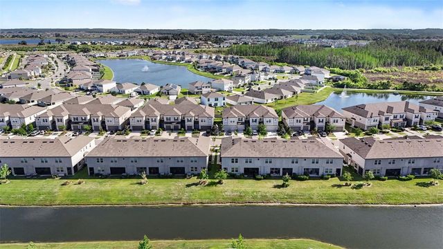 31962 BLUE PASSING LOOP, Wesley Chapel, FL 33545